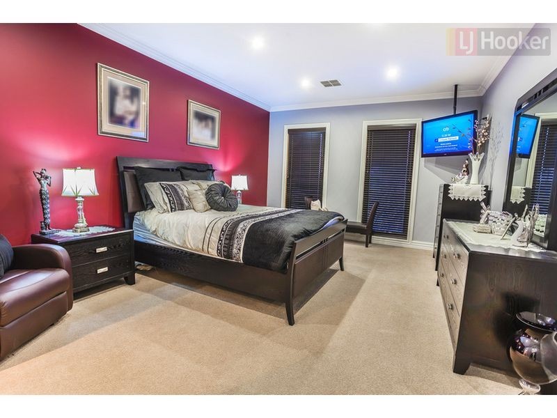 35 Cradle Mountain Drive, Craigieburn VIC 3064