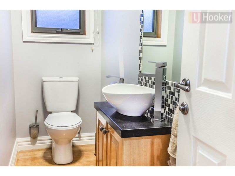 35 Cradle Mountain Drive, Craigieburn VIC 3064