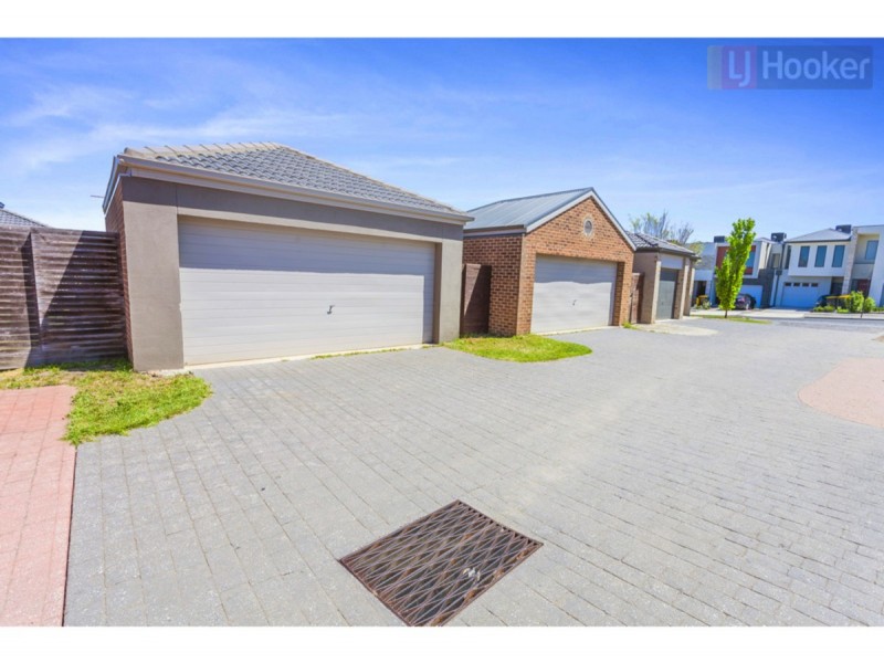 5 Yorkshire Terrace, Craigieburn VIC 3064