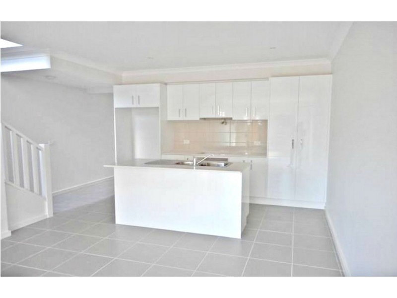 14 Little Windrock Lane, Craigieburn VIC 3064