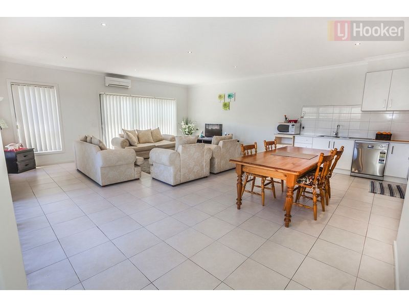 5 Densham Way, Craigieburn VIC 3064