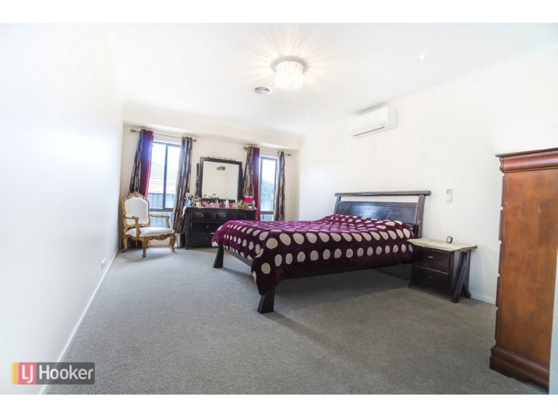 13 Cockatiel Circuit, Craigieburn VIC 3064