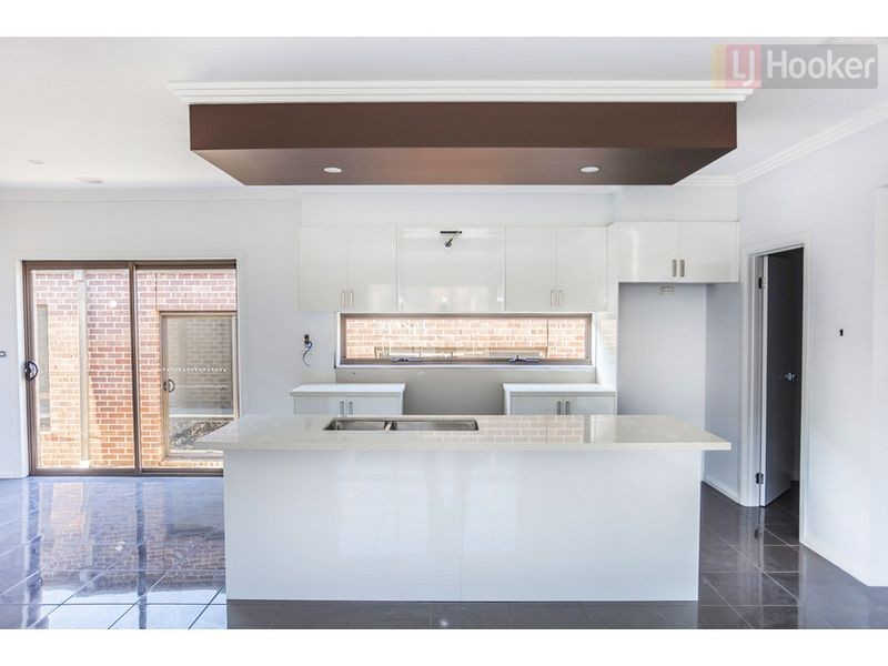 39 Natural Drive, Craigieburn VIC 3064