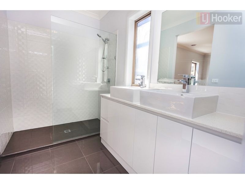 41 Natural Drive, Craigieburn VIC 3064