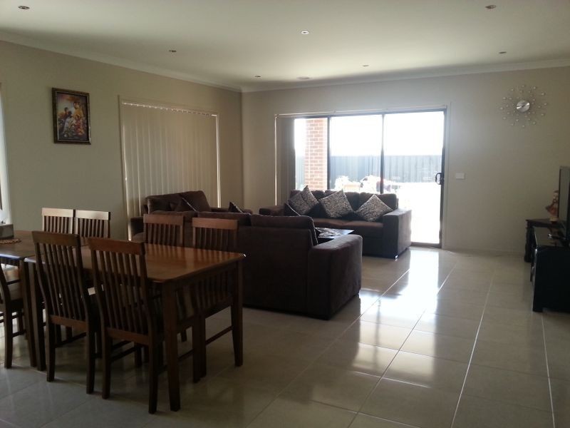 7 Moxie Rd, Craigieburn VIC 3064