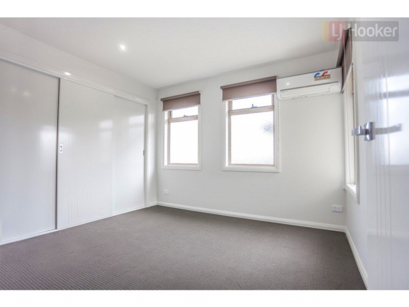 2 Saint Road, Craigieburn VIC 3064