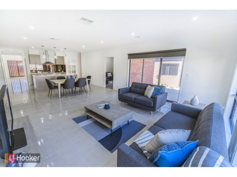 4 Montalto Street, Craigieburn VIC 3064