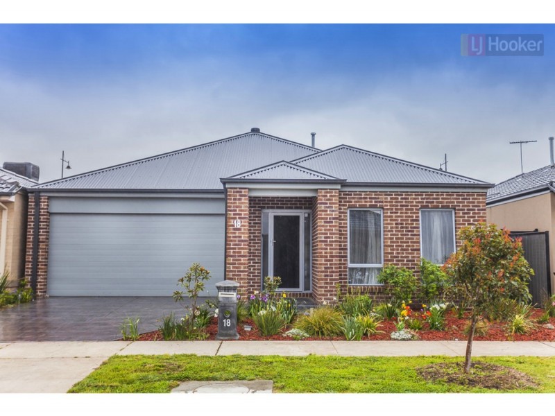 18 Black Wattle Avenue, Craigieburn VIC 3064