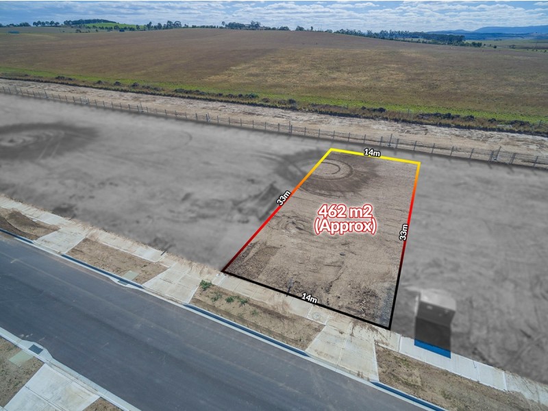 4 Straun Road, Mickleham VIC 3064