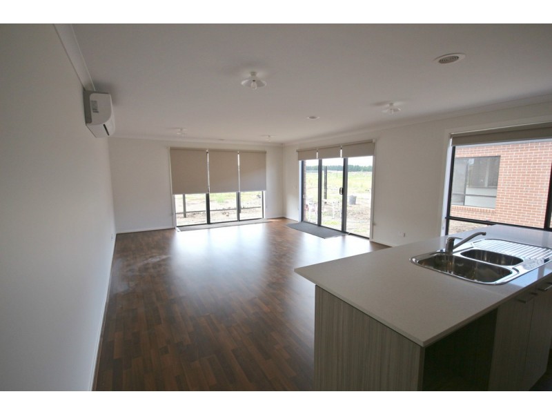 25 McKane Street, Kalkallo VIC 3064