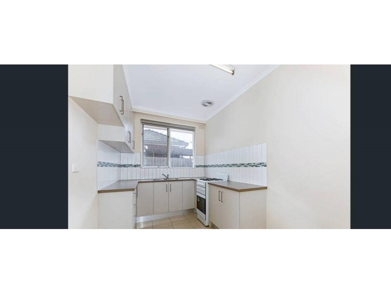 2/4 Hyde Street, Hadfield VIC 3046