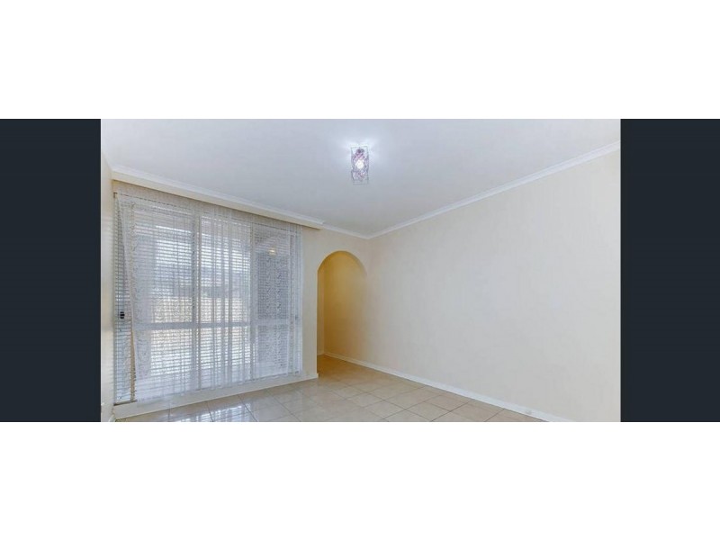 2/4 Hyde Street, Hadfield VIC 3046