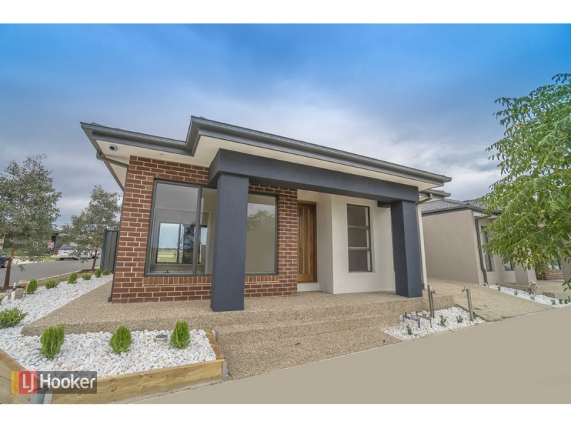 76 Gallantry Avenue, Craigieburn VIC 3064
