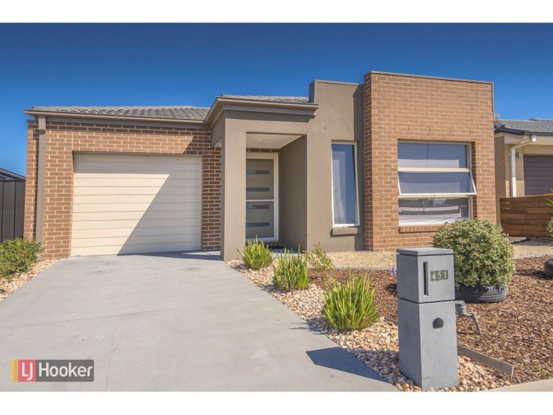 451 Grand Boulevard, Craigieburn VIC 3064