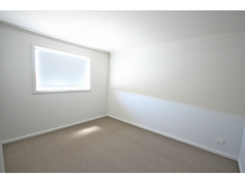 5 Bedgebury Street, Mickleham VIC 3064