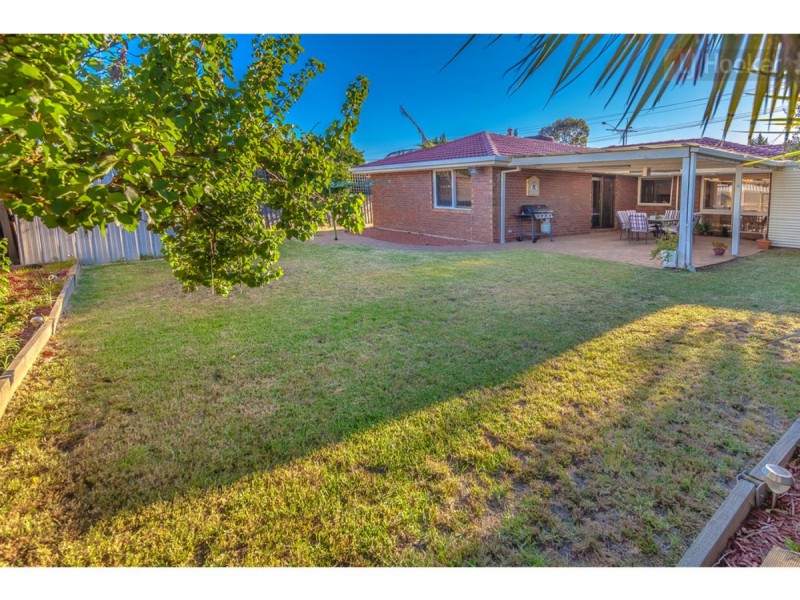 55 Bridgewater Road, Craigieburn VIC 3064