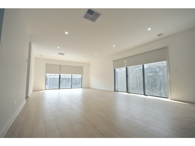 9 Divan Place, Craigieburn VIC 3064