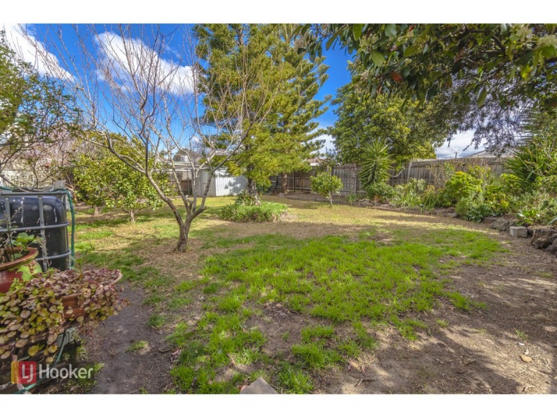 100 Hothlyn Drive, Craigieburn VIC 3064