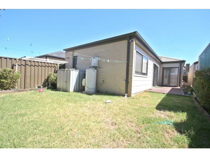 19 Furlong Street, Craigieburn VIC 3064