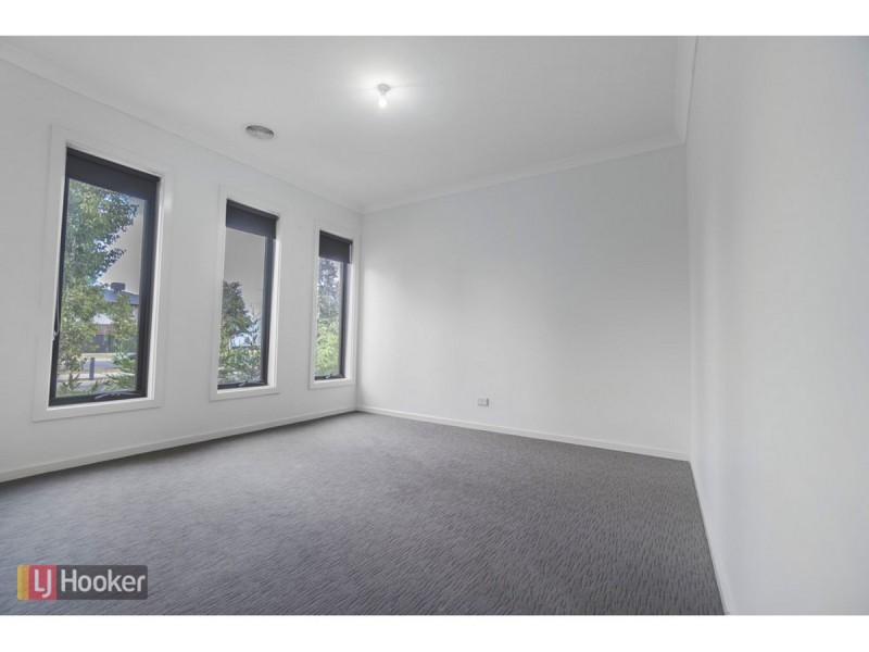 70 Moor Park Drive, Craigieburn VIC 3064