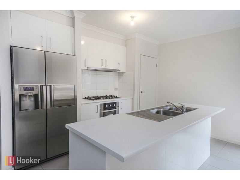 70 Moor Park Drive, Craigieburn VIC 3064