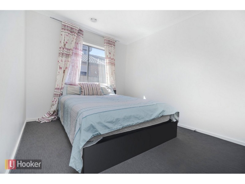 70 Moor Park Drive, Craigieburn VIC 3064