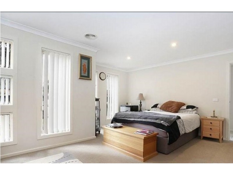 6 Kalorama Street, Greenvale VIC 3059