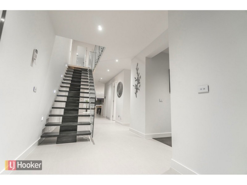 37 Grattan Cove, Craigieburn VIC 3064