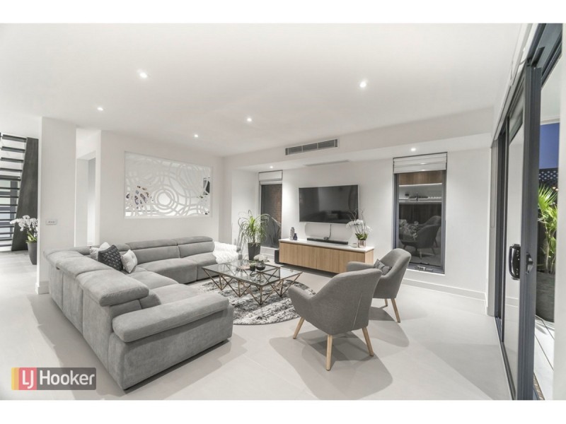 37 Grattan Cove, Craigieburn VIC 3064