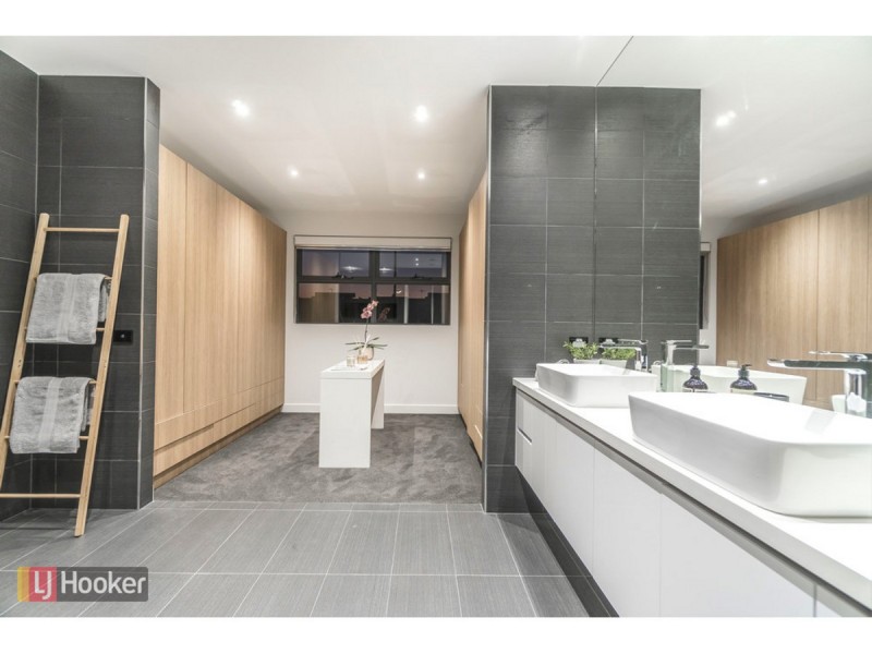 37 Grattan Cove, Craigieburn VIC 3064