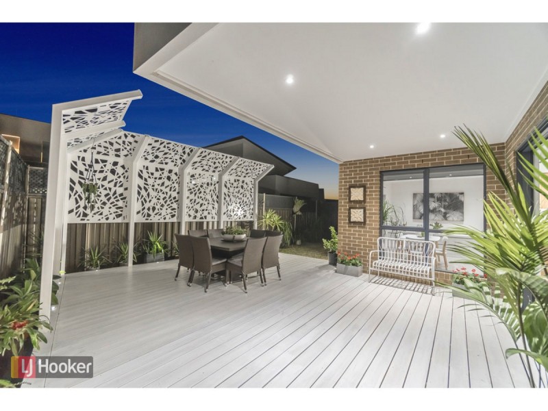 37 Grattan Cove, Craigieburn VIC 3064