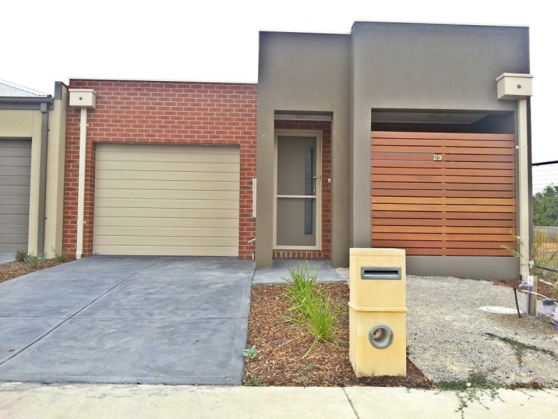 29 Furlong Street, Craigieburn VIC 3064