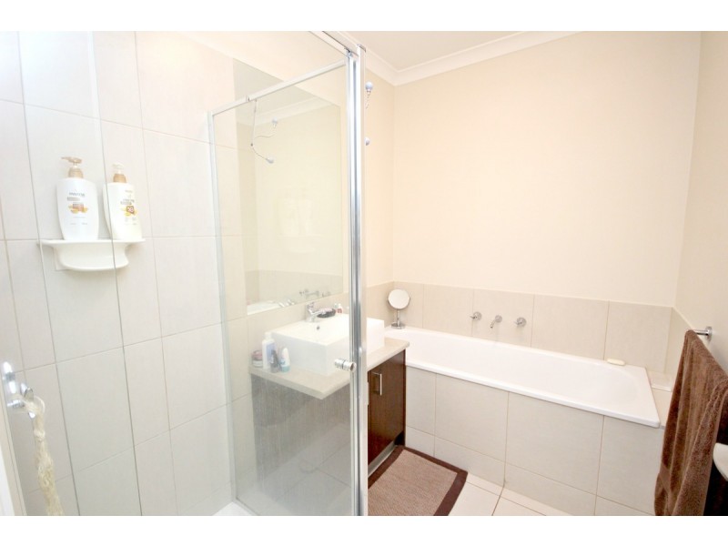 29 Furlong Street, Craigieburn VIC 3064
