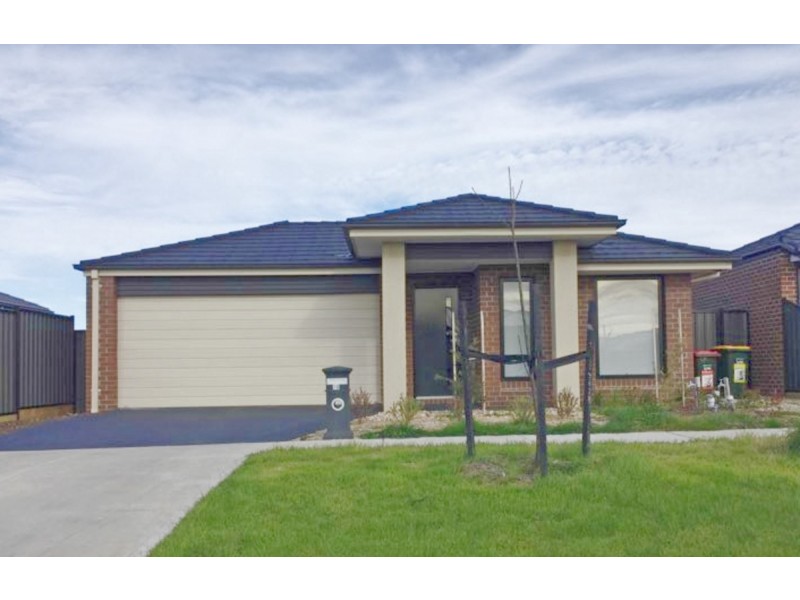 70 Streamside Drive, Craigieburn VIC 3064