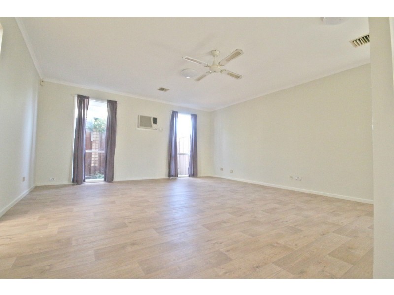 20 Banbury Crescent, Craigieburn VIC 3064