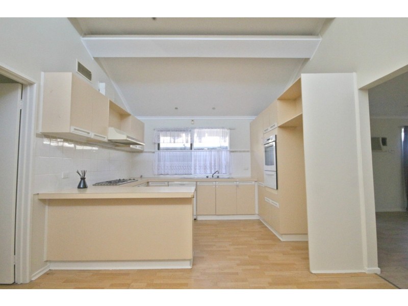 20 Banbury Crescent, Craigieburn VIC 3064