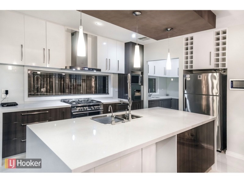 2 Humber Street, Craigieburn VIC 3064