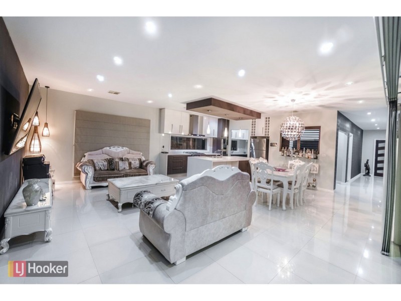 2 Humber Street, Craigieburn VIC 3064