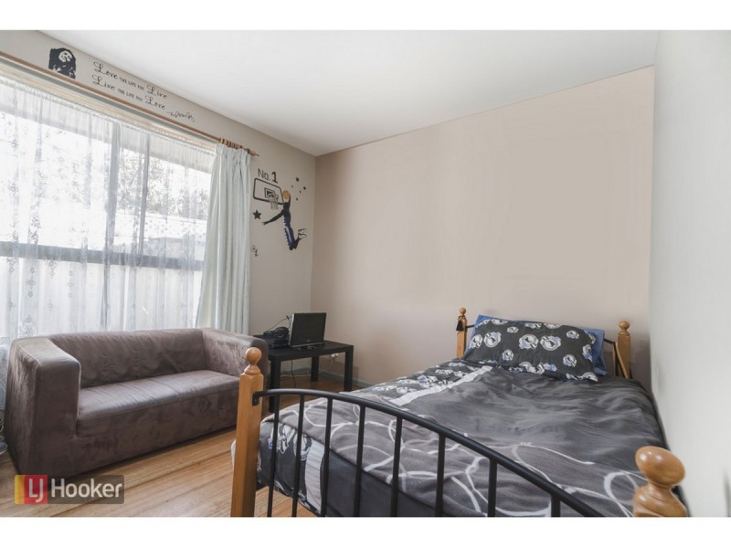 3 Hilton Street, Craigieburn VIC 3064