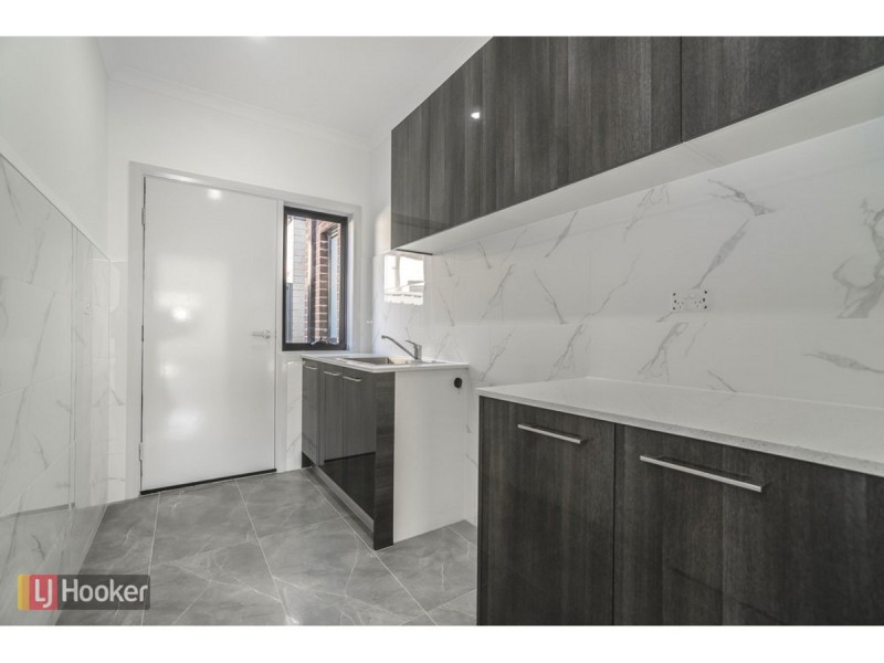 32 Quarter Street, Roxburgh Park VIC 3064