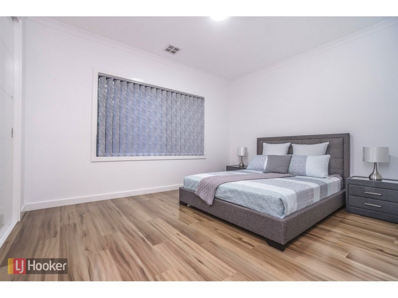 9 Recreation Street, Roxburgh Park VIC 3064