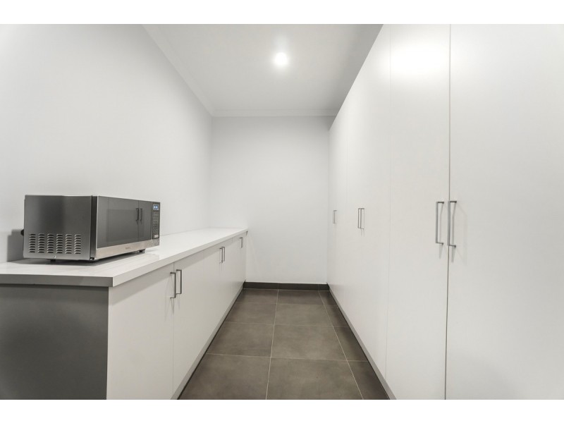 14 Bridgehaven Drive, Craigieburn VIC 3064