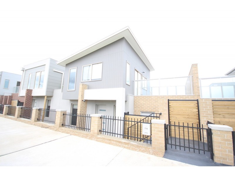 246 Marathon Boulevard, Craigieburn VIC 3064