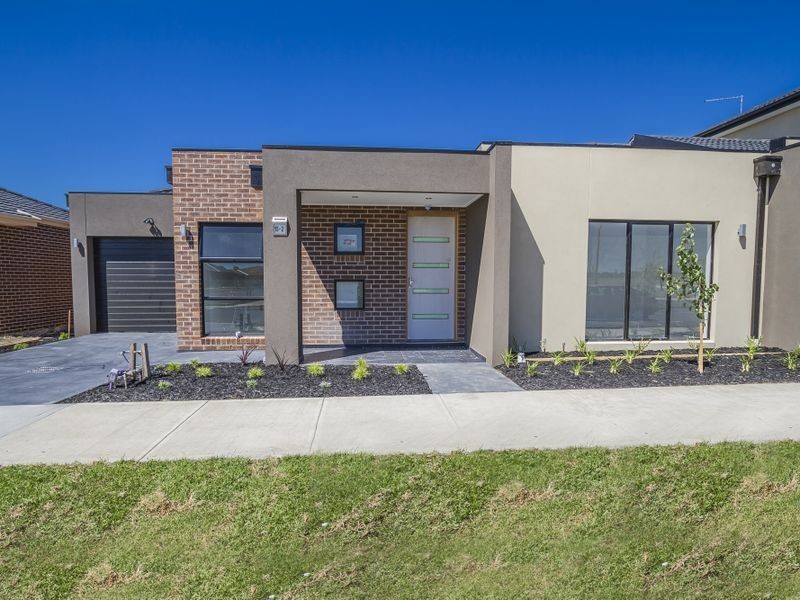2/13 Virtue Way, Craigieburn VIC 3064