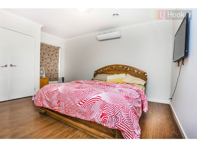 8 Doughty Road, Craigieburn VIC 3064