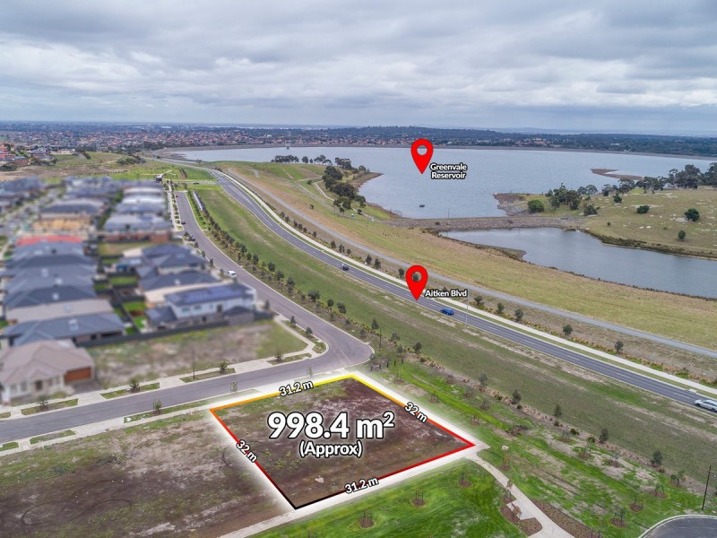 7 Orbit Walk, Roxburgh Park VIC 3064
