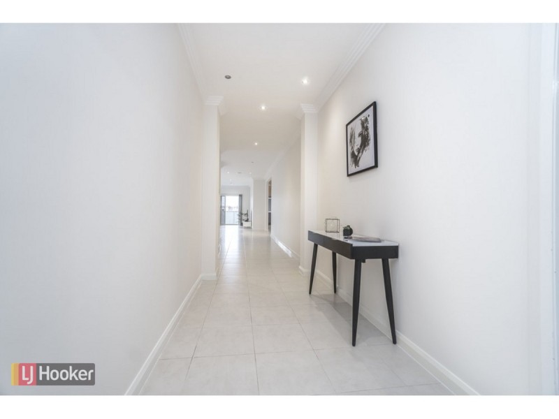 20 Wisteria Avenue, Craigieburn VIC 3064