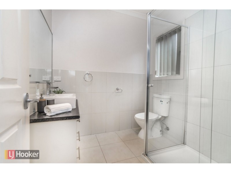 20 Wisteria Avenue, Craigieburn VIC 3064