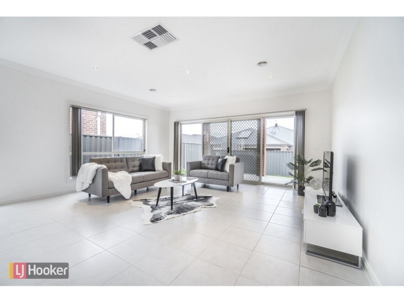 20 Wisteria Avenue, Craigieburn VIC 3064
