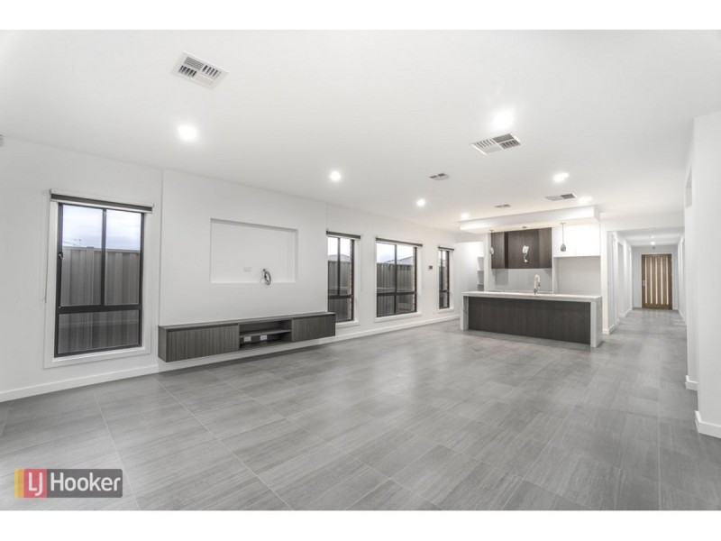 10 Fitzpatrick Circuit, Kalkallo VIC 3064